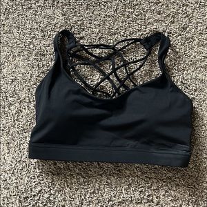 Black padded sports bra